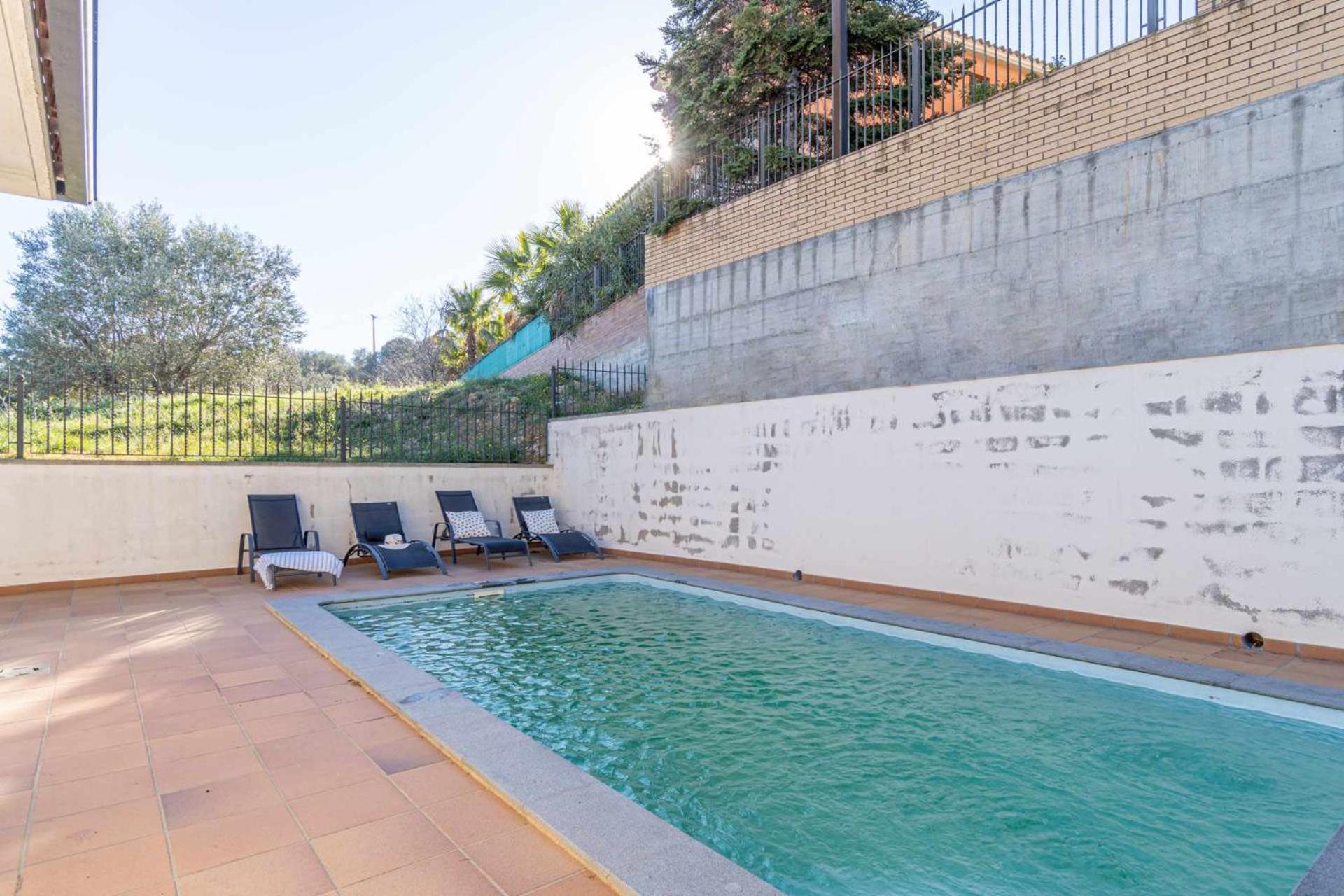 Jouvacations Villa Domenec Figueres  Exterior photo